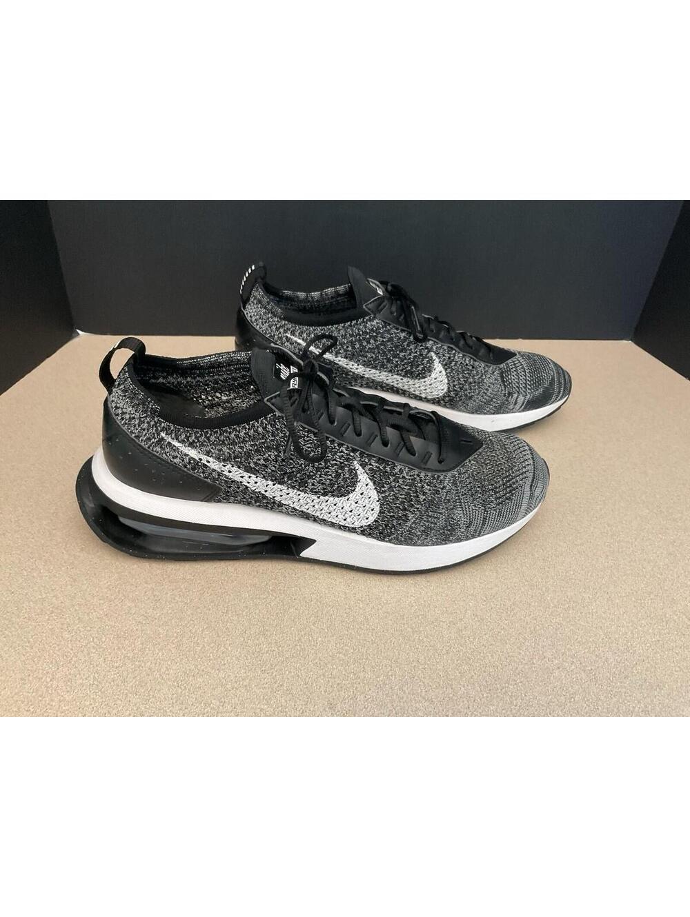 Womens Nike Air Max Flyknit Racer “Oreo” Running Shoes. Size 11. Great Condition